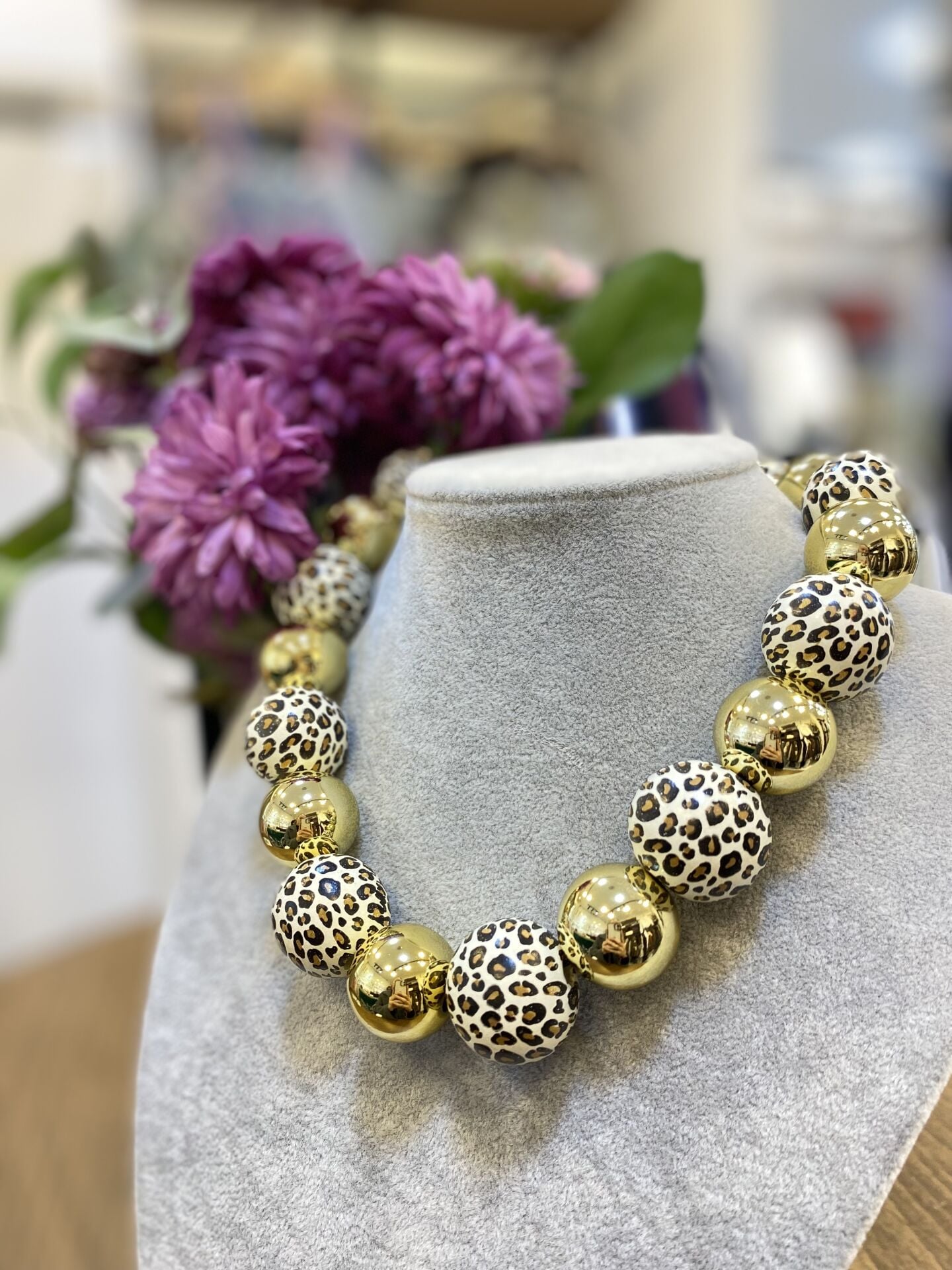 LEOPAR DESENLİ YUV. KO BEYAZ - ALTIN