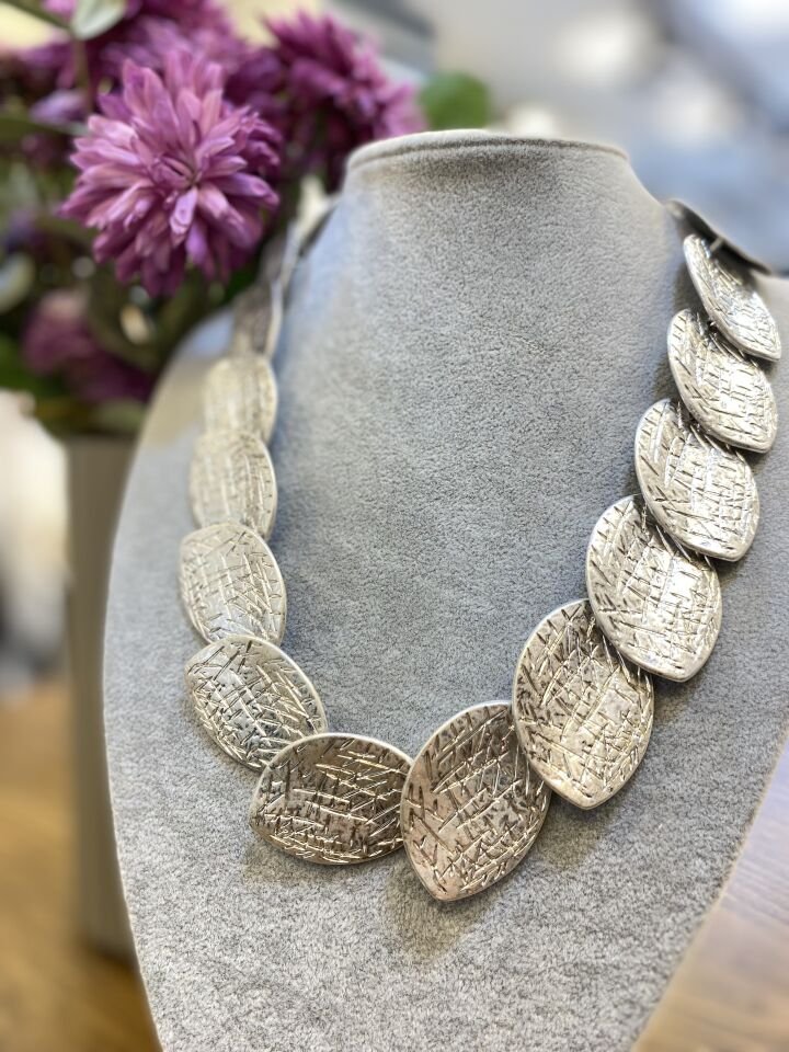 İTH. YAPRAK DESEN KO GÜMÜŞ