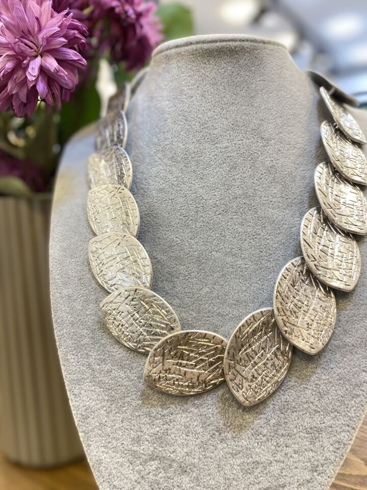 İTH. YAPRAK DESEN KO GÜMÜŞ