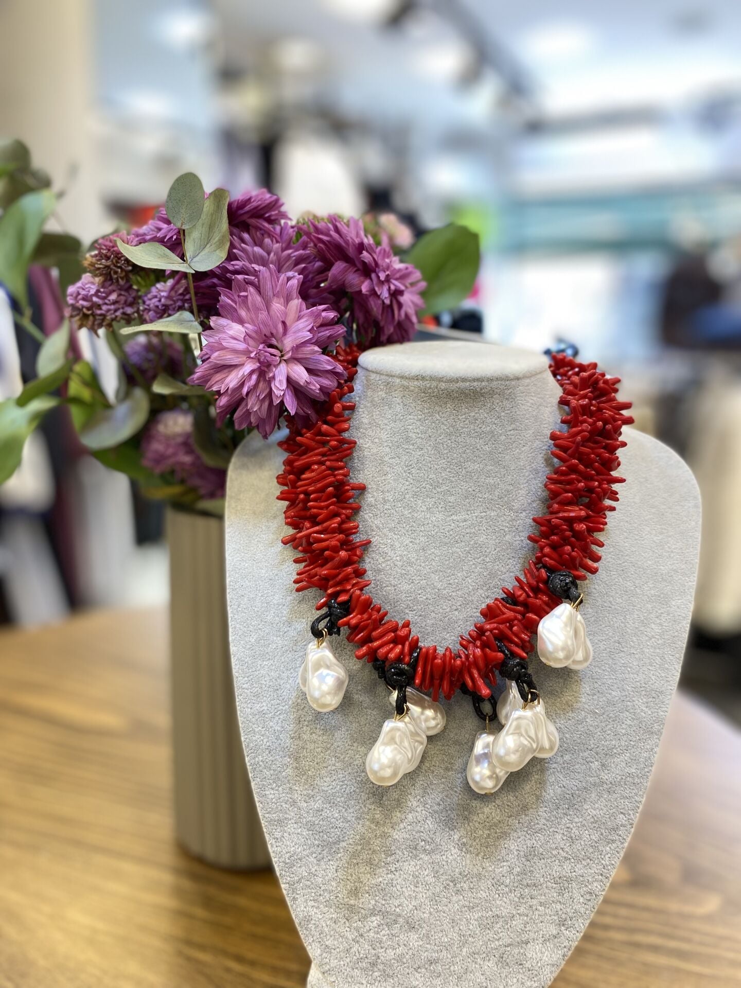 MERCAN VE İNCİ KO KIRMIZI-İNCİ