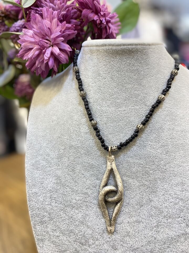 BONC. ANTİK GÜMÜŞ KO SİYAH