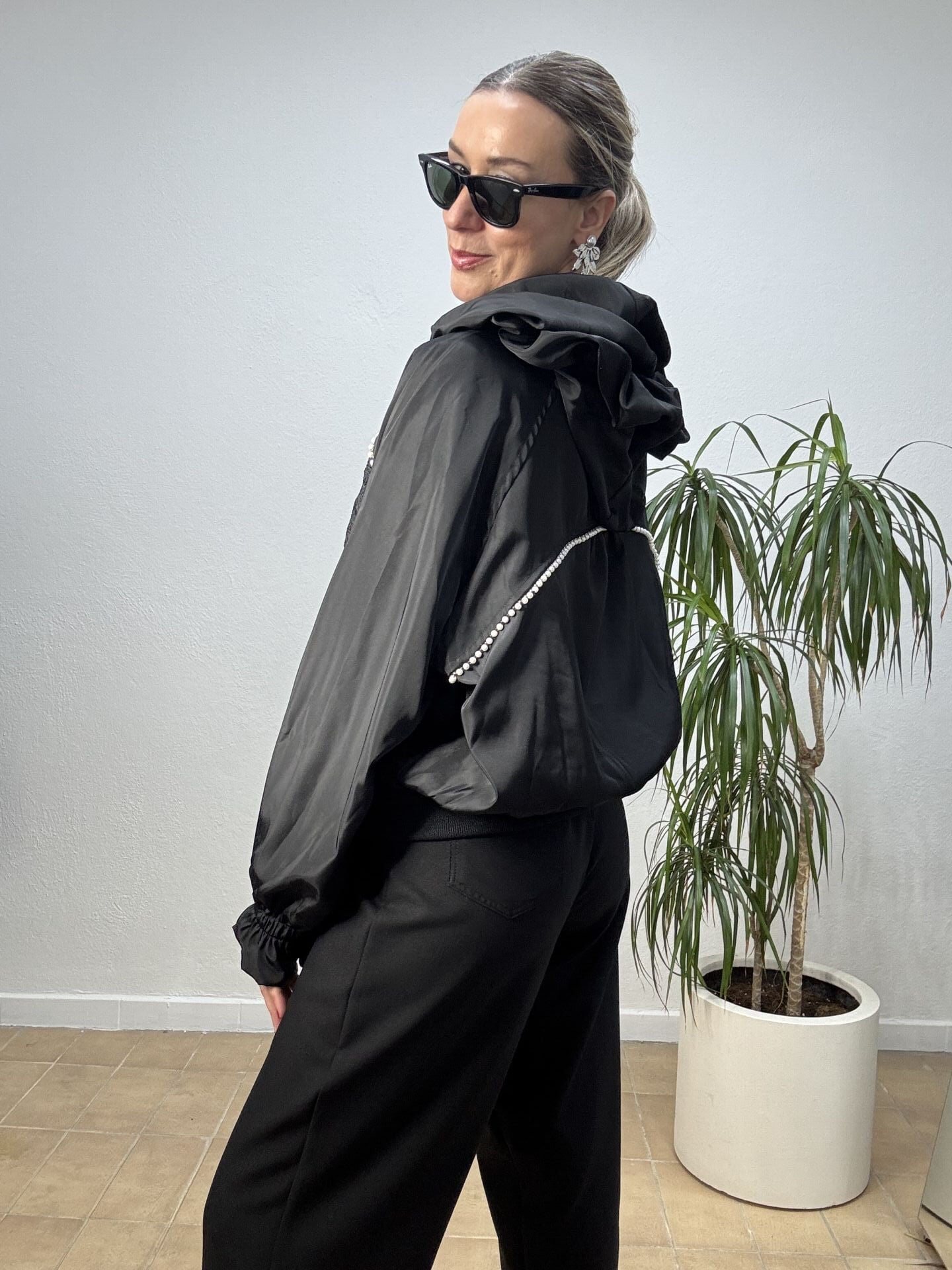 İTHAL İNCİLİ MONT STD - Siyah