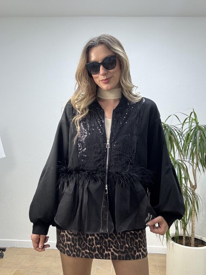 İTHAL TÜYLÜ FIRFIRLI MONT STD - Siyah