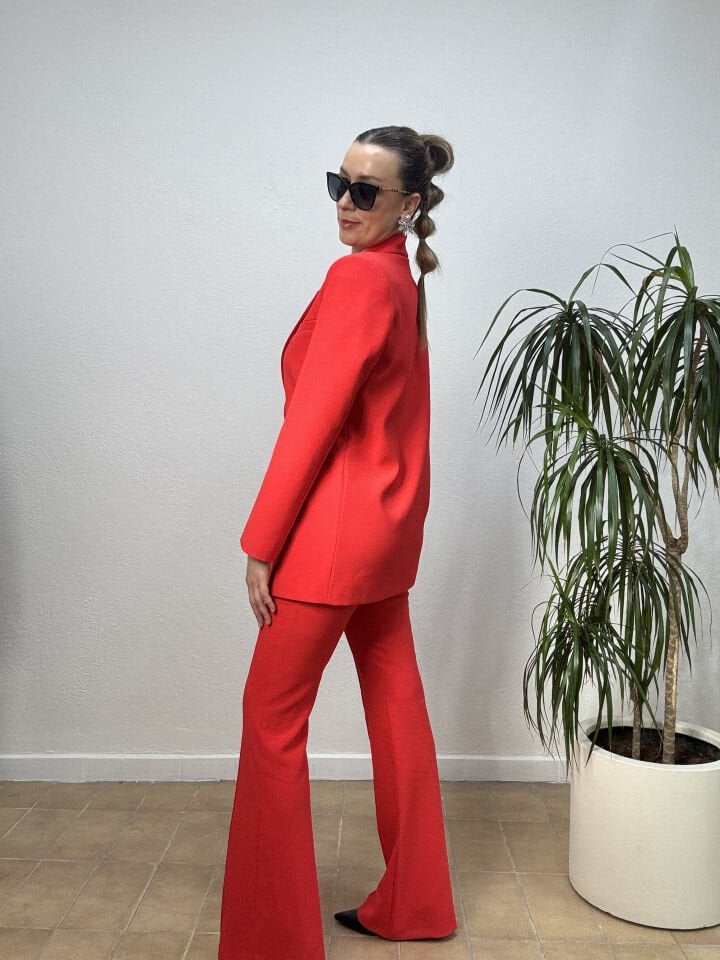 GÜMÜŞ DÜĞME DETAYLI ŞIK CEKETLİ TAKIM 42 - Mercan