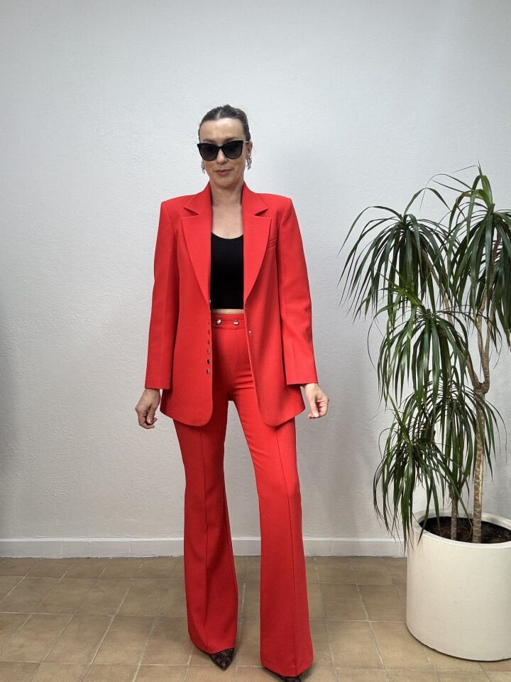 GÜMÜŞ DÜĞME DETAYLI ŞIK CEKETLİ TAKIM 42 - Mercan