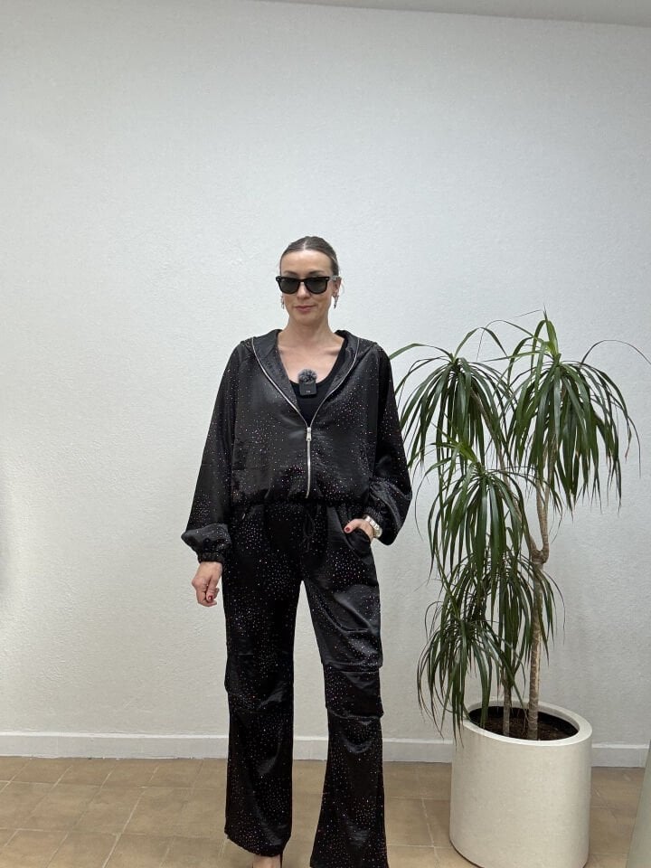 İTHAL PAYETLİ SPOR TAKIM STD - Siyah