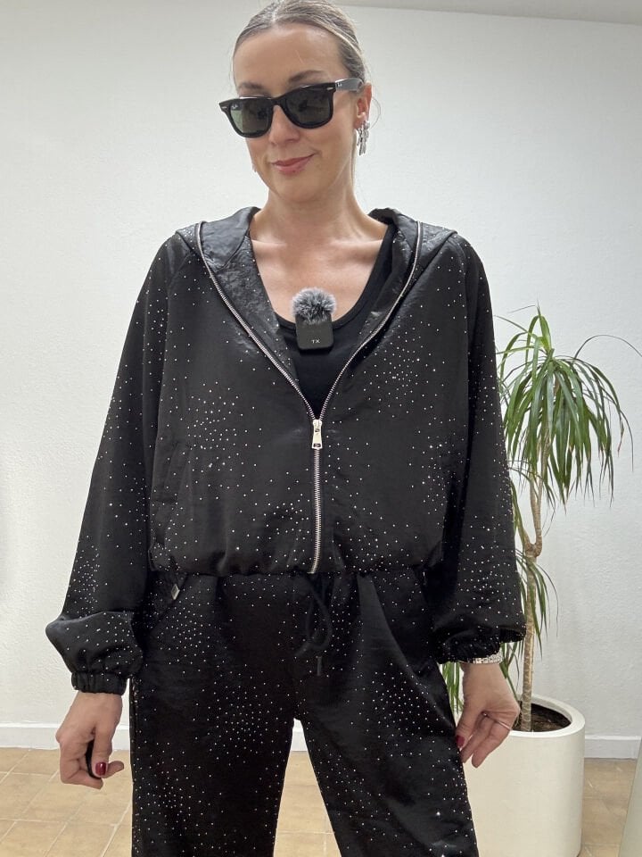 İTHAL PAYETLİ SPOR TAKIM STD - Siyah