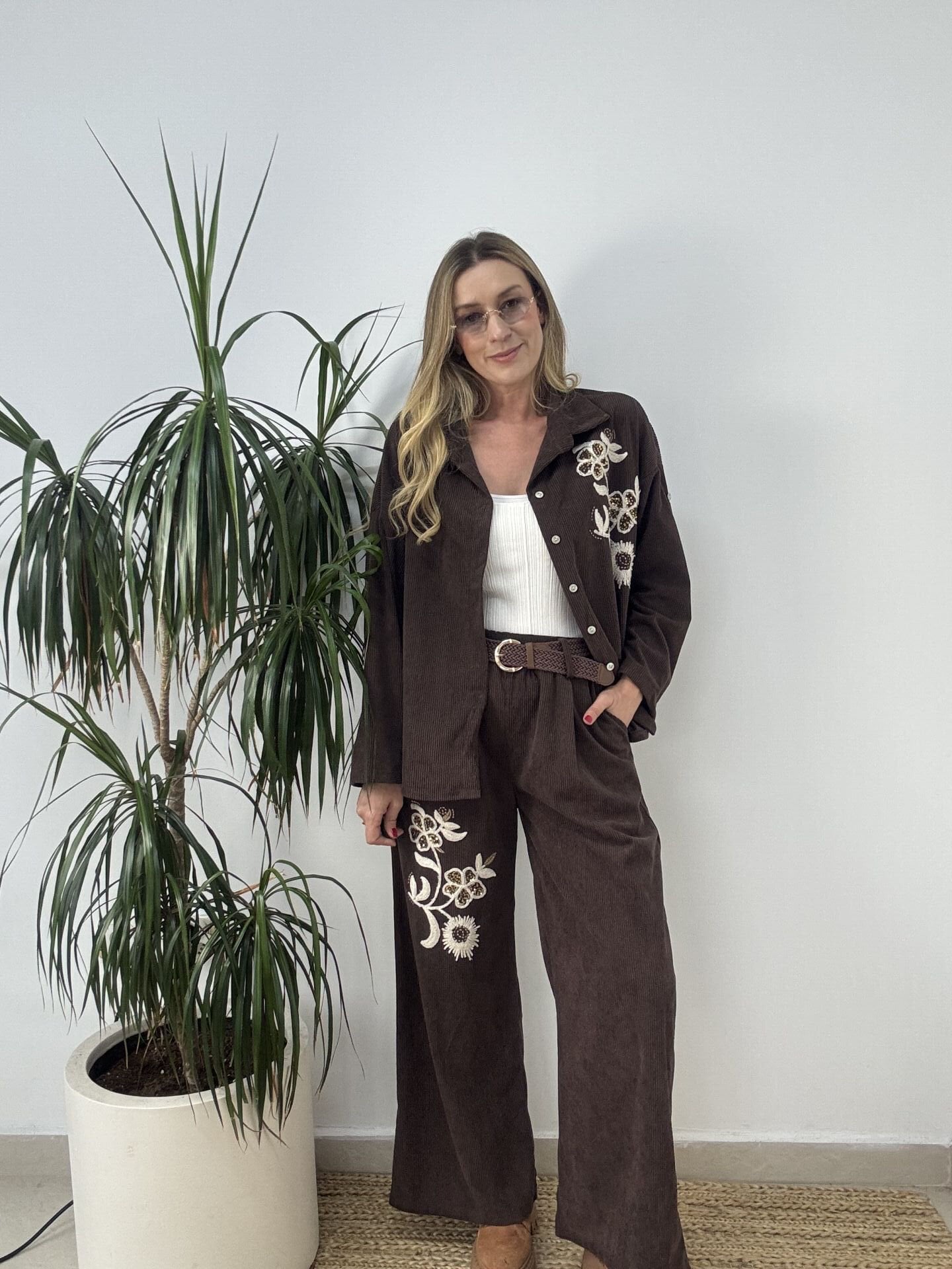 İTHAL KADİFE GÖMLEKLİ TAKIM KHV / STD