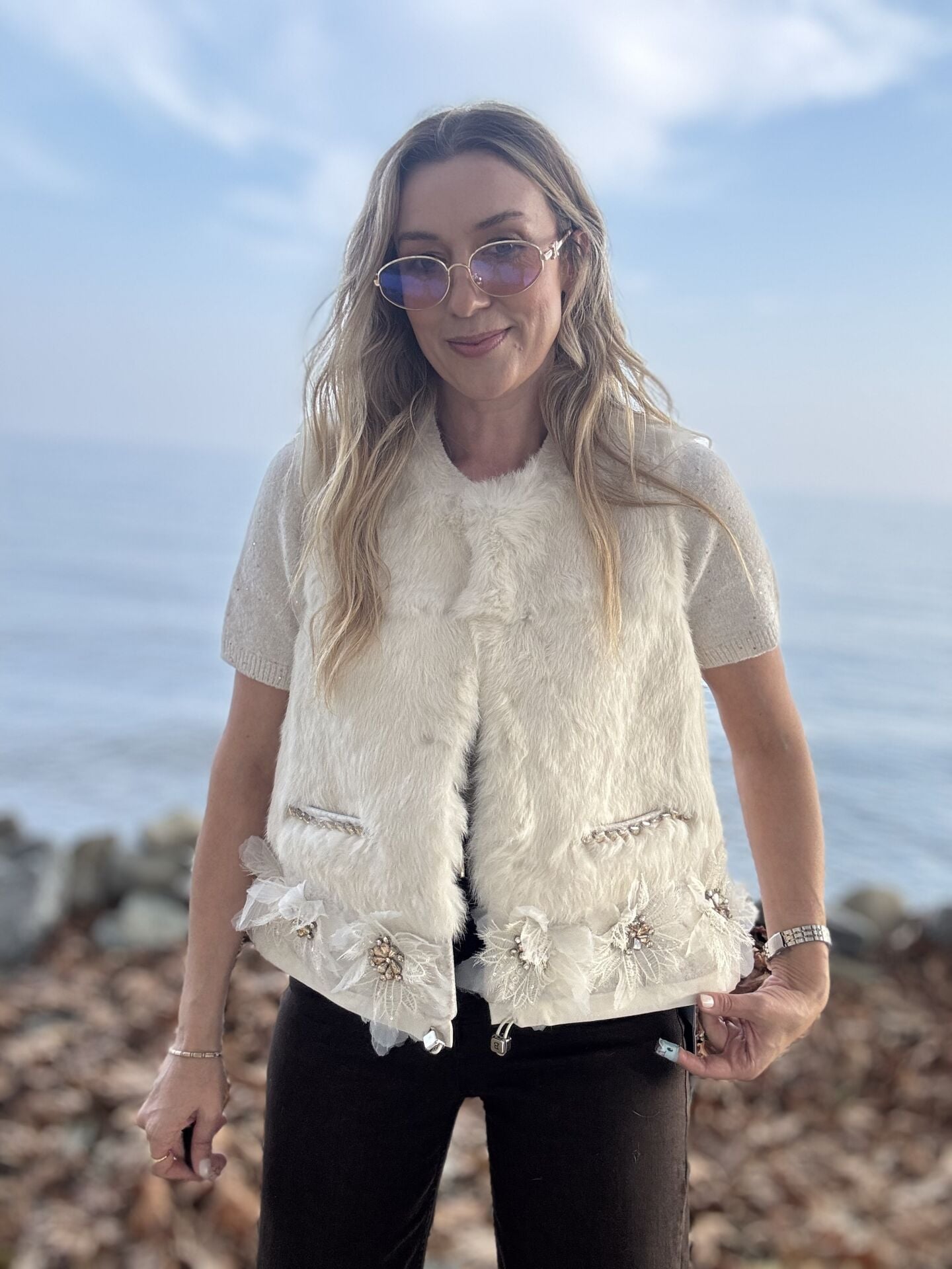 İTHAL IŞILTILI KÜRK YELEK KREM / STD