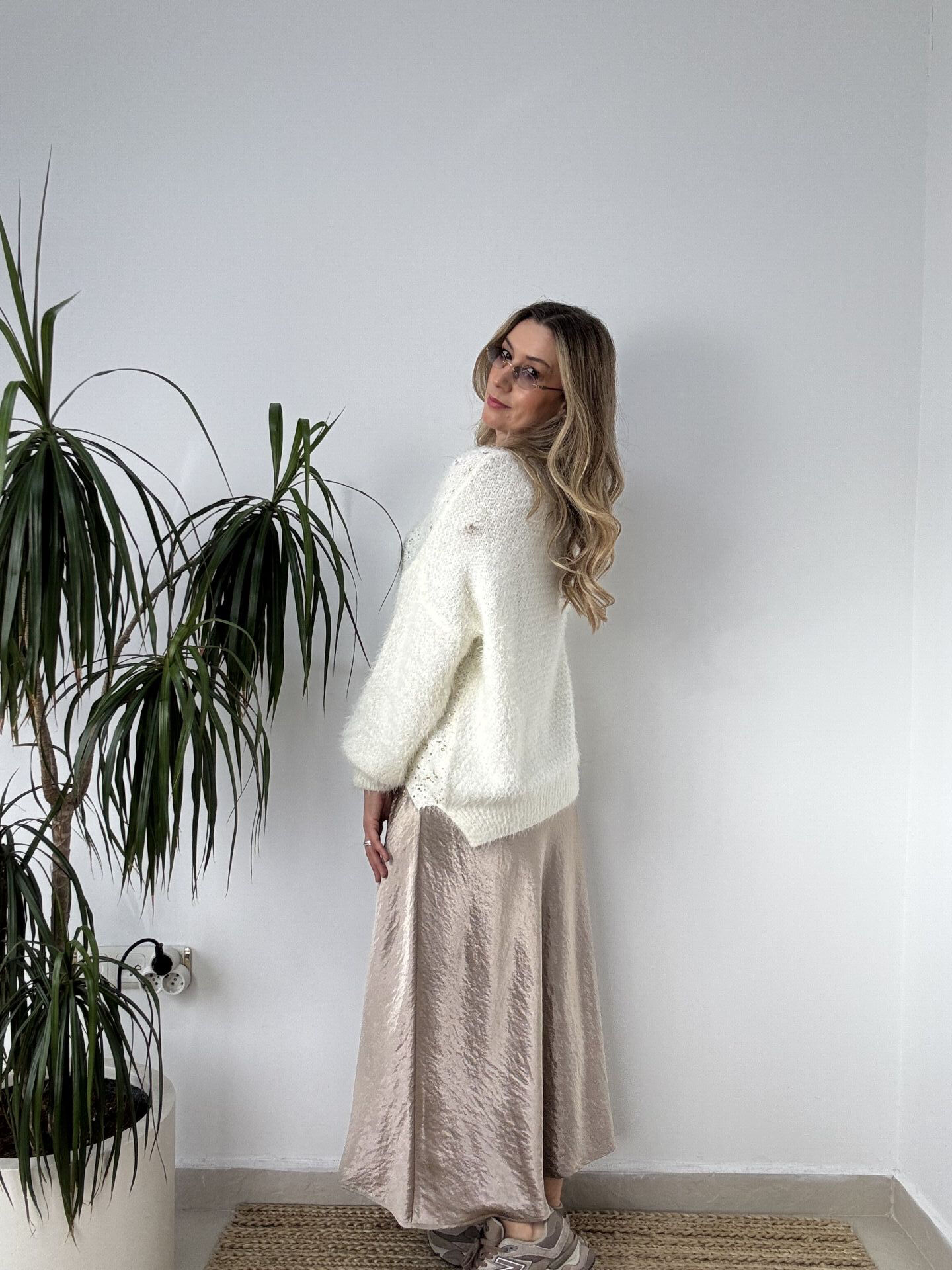 İTHAL BELİ LASTİKLİ SATEN ETEK KREM / S