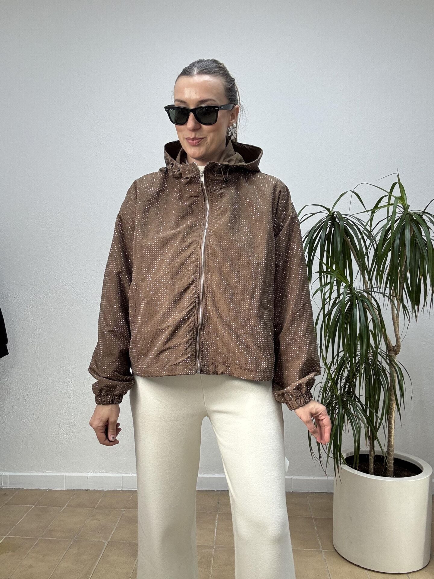 İTHAL TAŞLI FERMUARLI KISA CEKET Kahverengi - STD