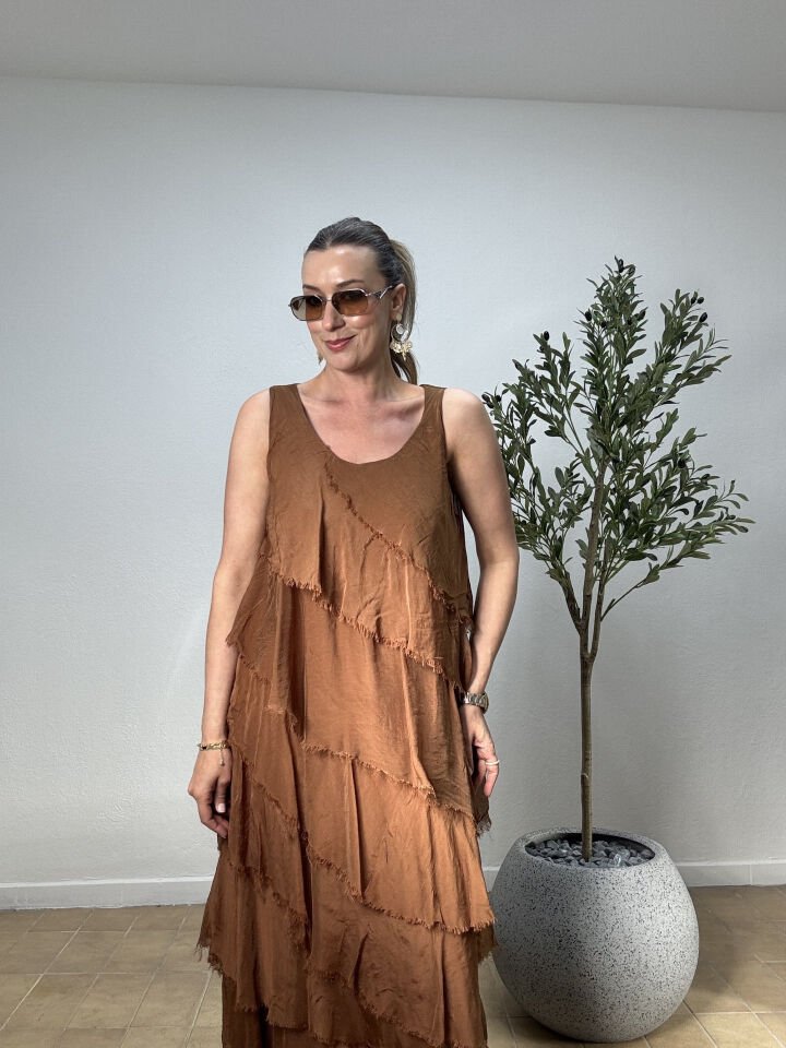 İTHAL SAÇAK DETAYLI ASİMETRİK KESİM KAT KAT SIFIR KOL İPEK ELBİSE 67337 STD - Tarçın