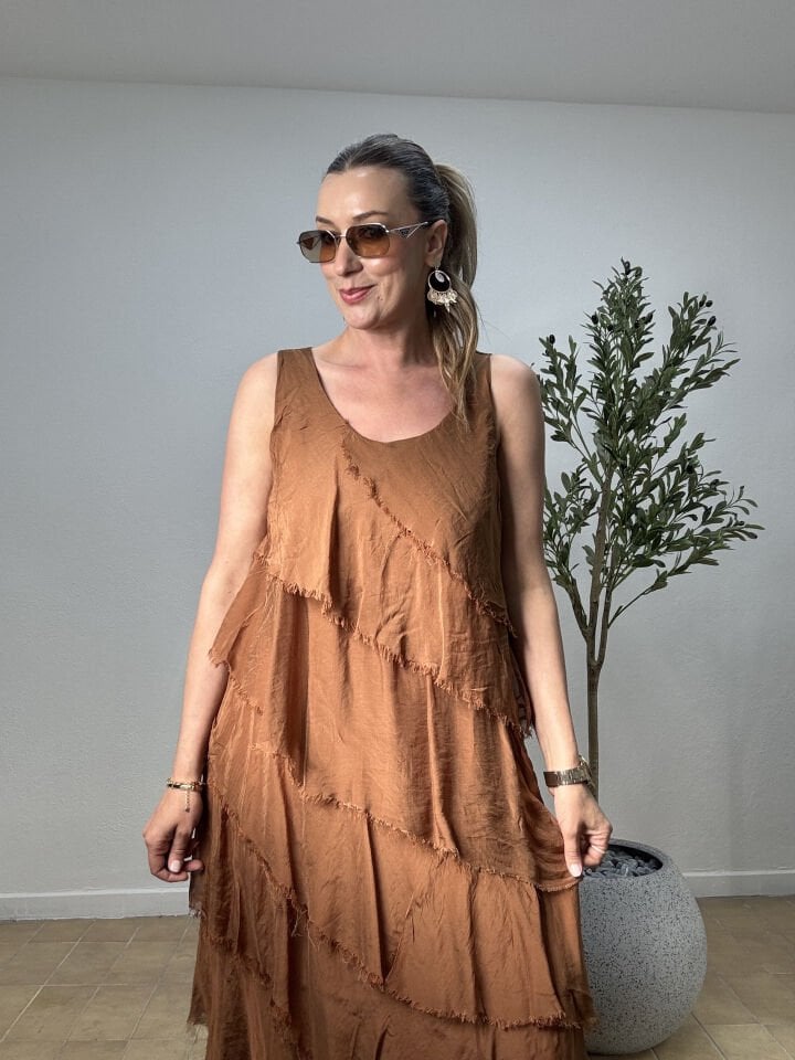 İTHAL SAÇAK DETAYLI ASİMETRİK KESİM KAT KAT SIFIR KOL İPEK ELBİSE 67337 STD - Tarçın