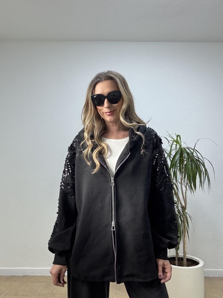 İTHAL KOLLARI TAŞLI KAPÜŞONLU SWEATSHIRT STD - Siyah