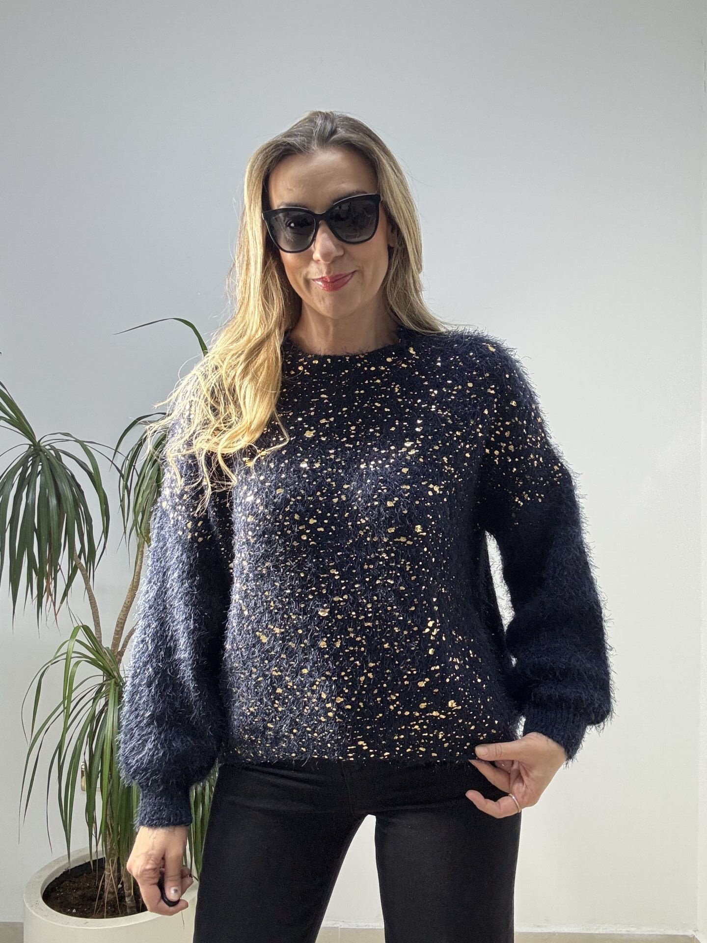 İTHAL YUMUŞAK GOLD DETAYLI TRİKO LCV / STD