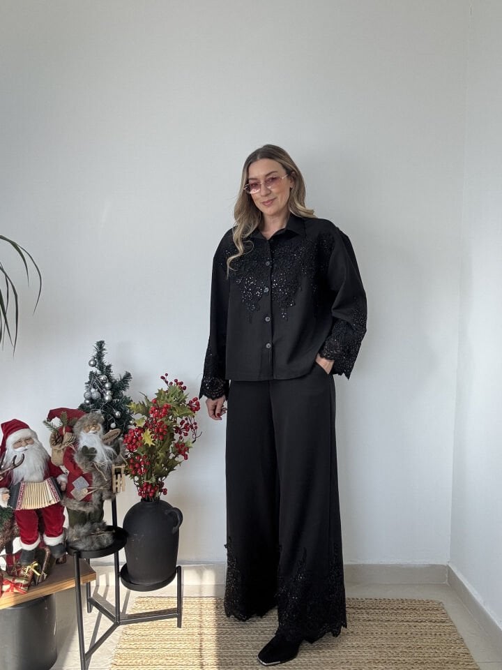 İTHAL DANTEL DETAYLI GÖMLEKLİ TAKIM SİYAH / STD