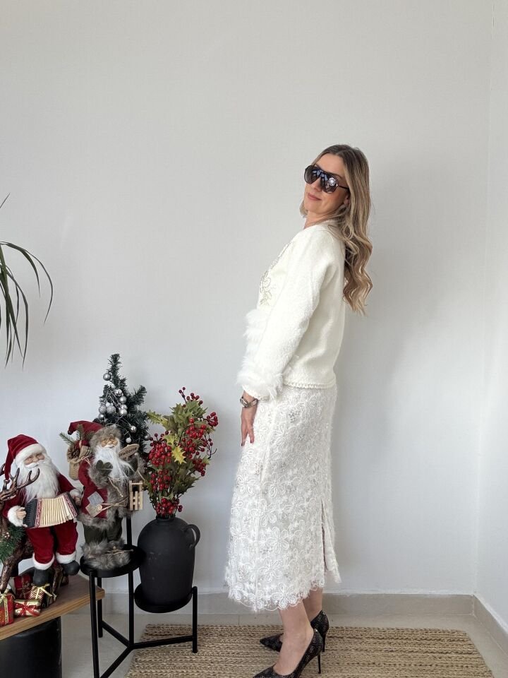 İTHAL PAYETLİ KAŞMİR KÜRKLÜ CEKET BEYAZ / STD