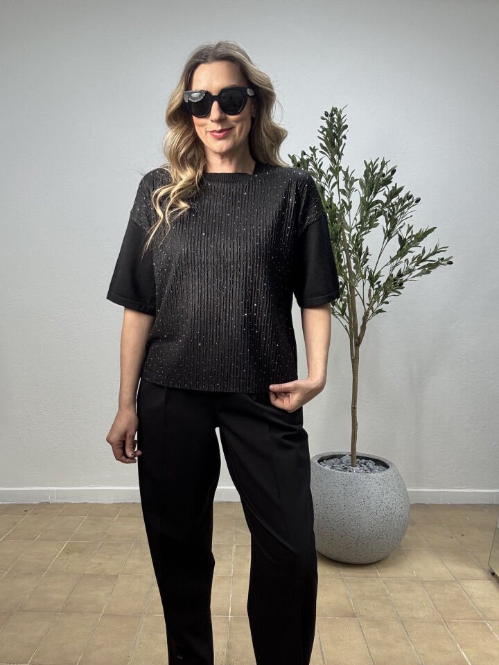 KISAKOLLU TAŞLI BLUZ SİYAH/S-M