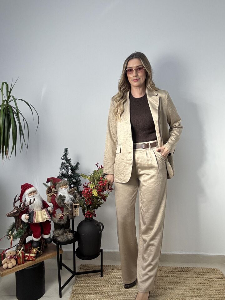 İTHAL SATEN CEKETLİ TAKIM BEJ / S-M