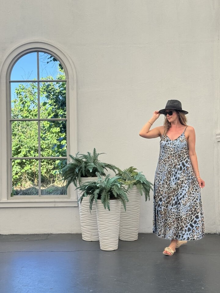 İTHAL İP ASKILI LEOPAR DESENLİ PAMUK SATEN ELBİSE 0602