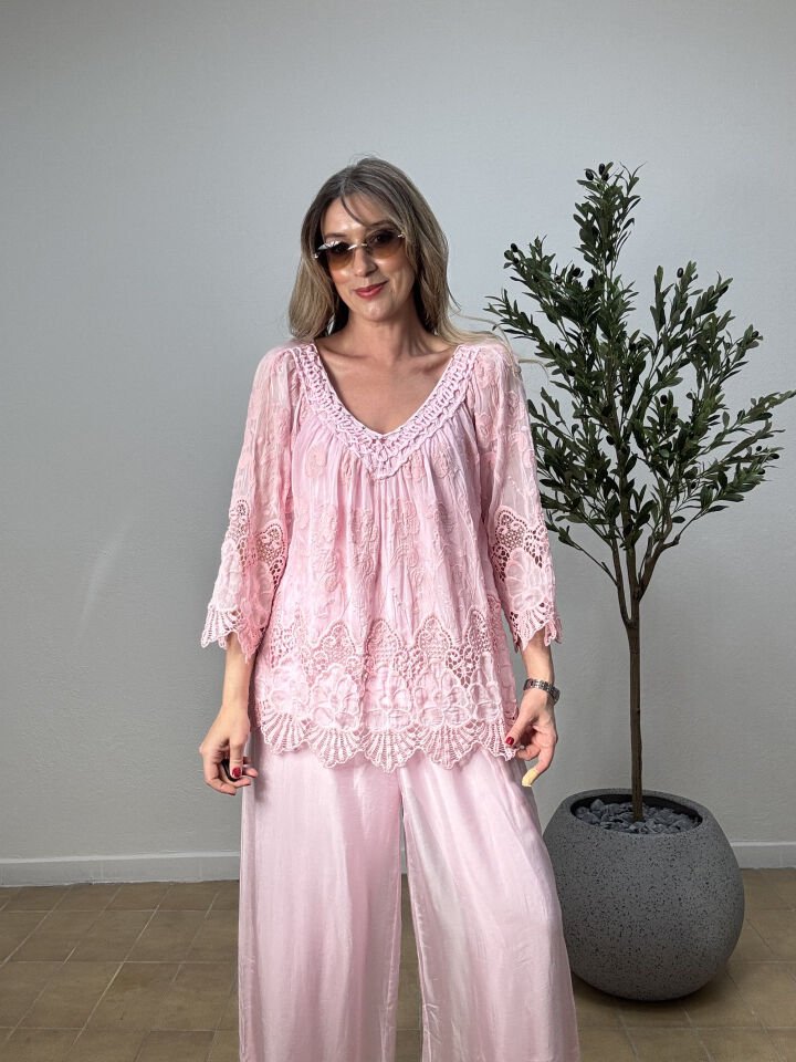 İTHAL YAKADA ZIMBA DETAYLI DANTELLİ İPEK BLUZ 1107 STD - Pembe