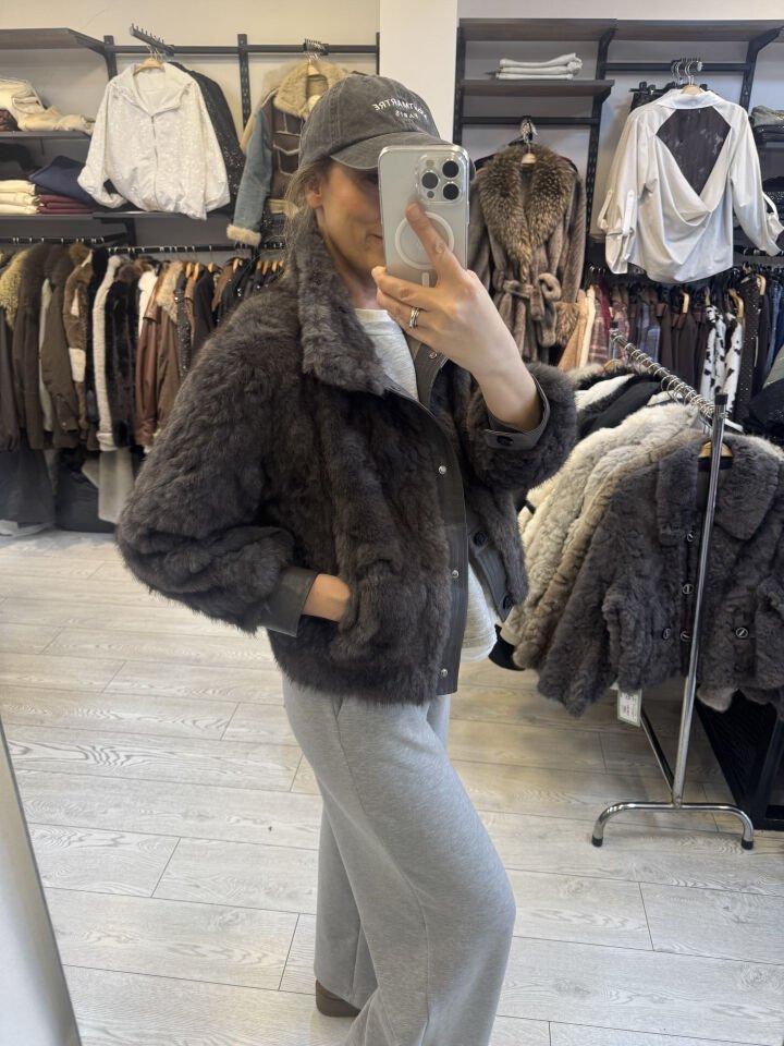 İTHAL DERİ DÜĞMELİ KISA KÜRK ANTRESİT / STD