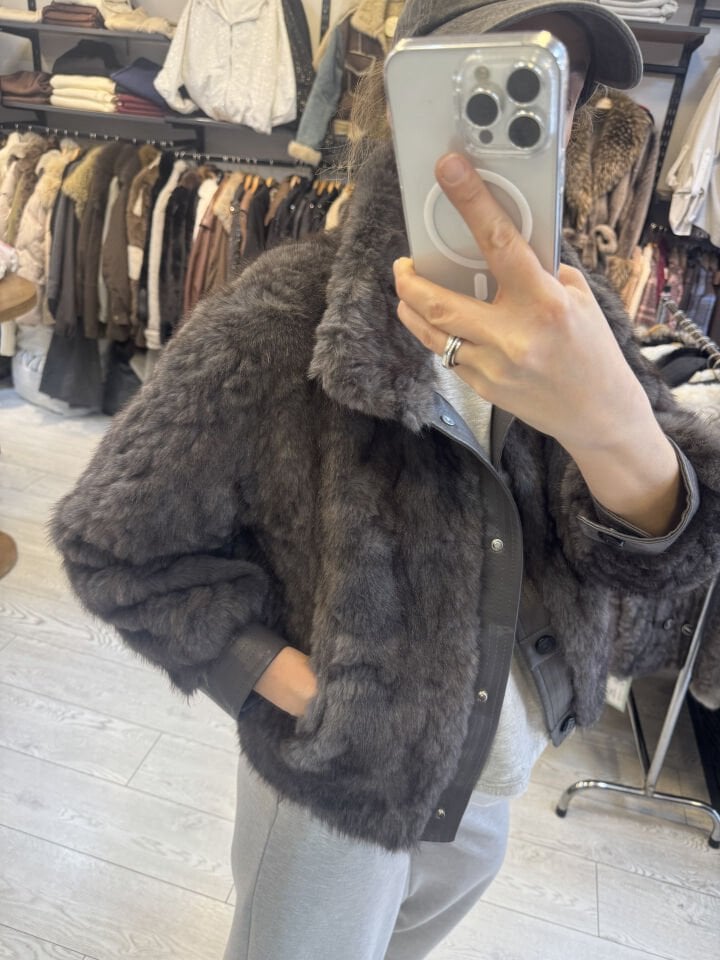 İTHAL DERİ DÜĞMELİ KISA KÜRK ANTRESİT / STD