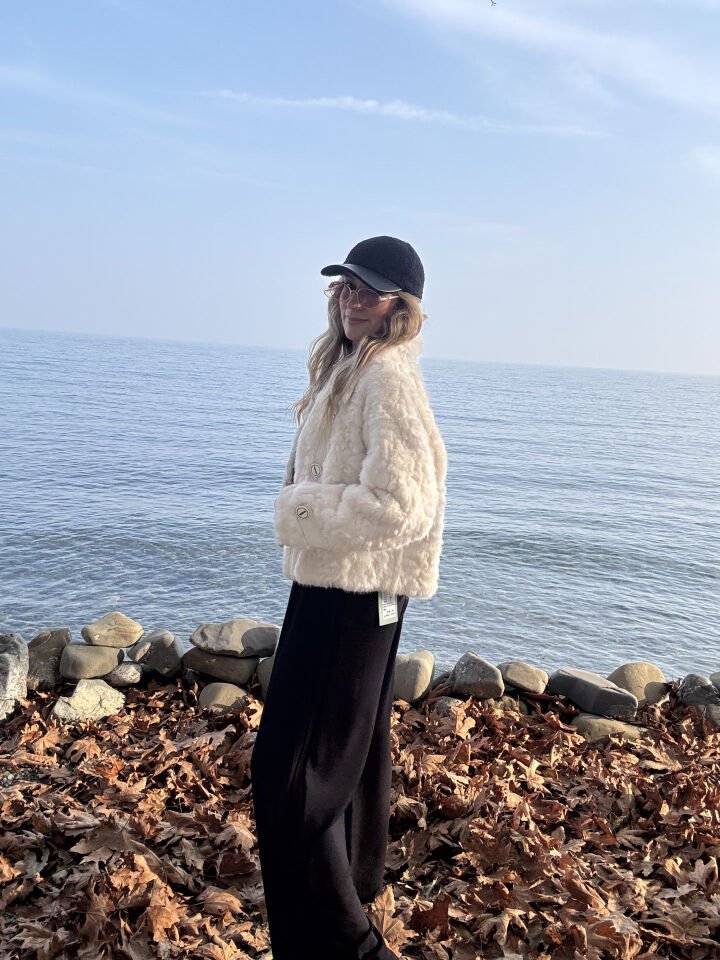 İTHAL DERİ DÜĞMELİ KISA KÜRK BEYAZ / STD