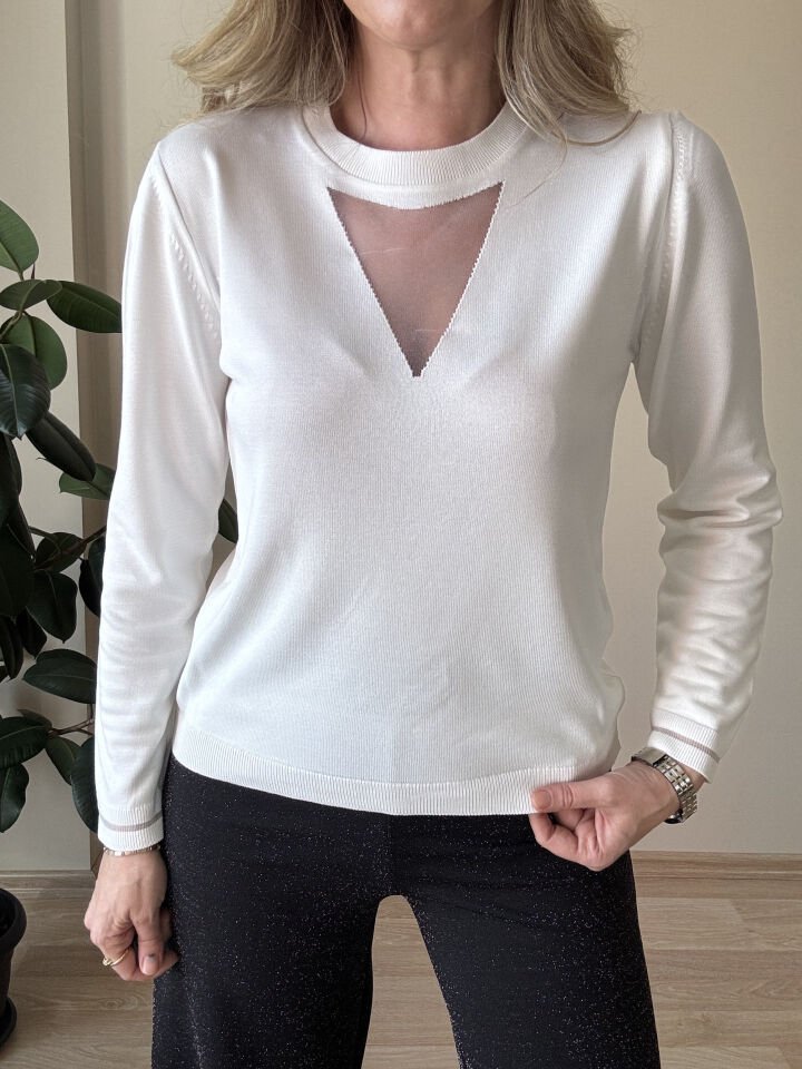 TÜY DETAYLI BLUZ BEYAZ / STD