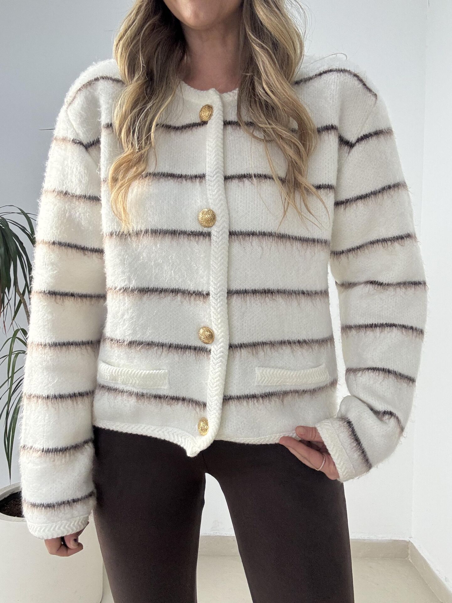 YÜN ÇİZGİLİ HIRKA  BEYAZ / M