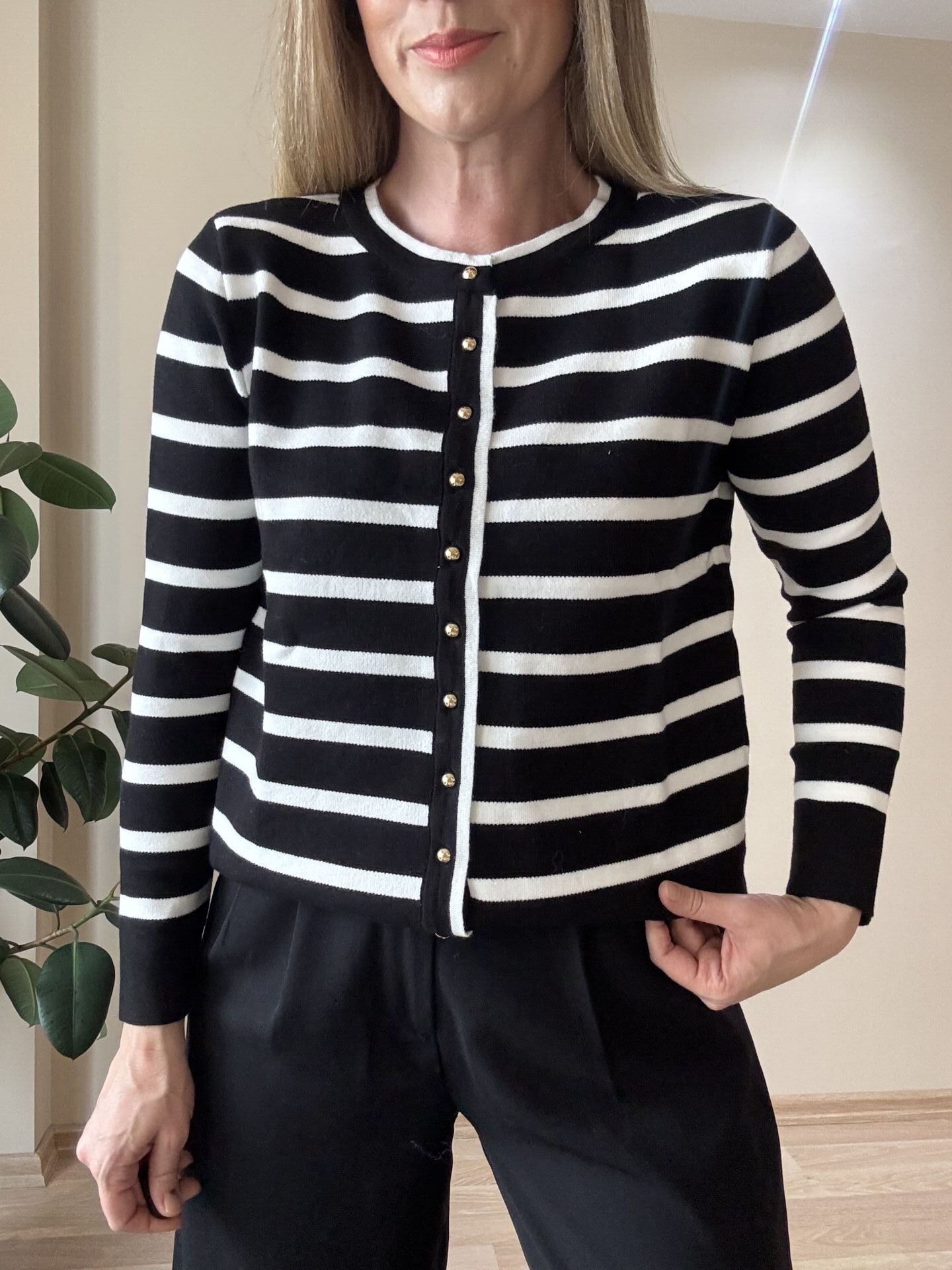 ÇİZGİLİ GOLD DÜĞMELİ HIRKA SİYAH / STD