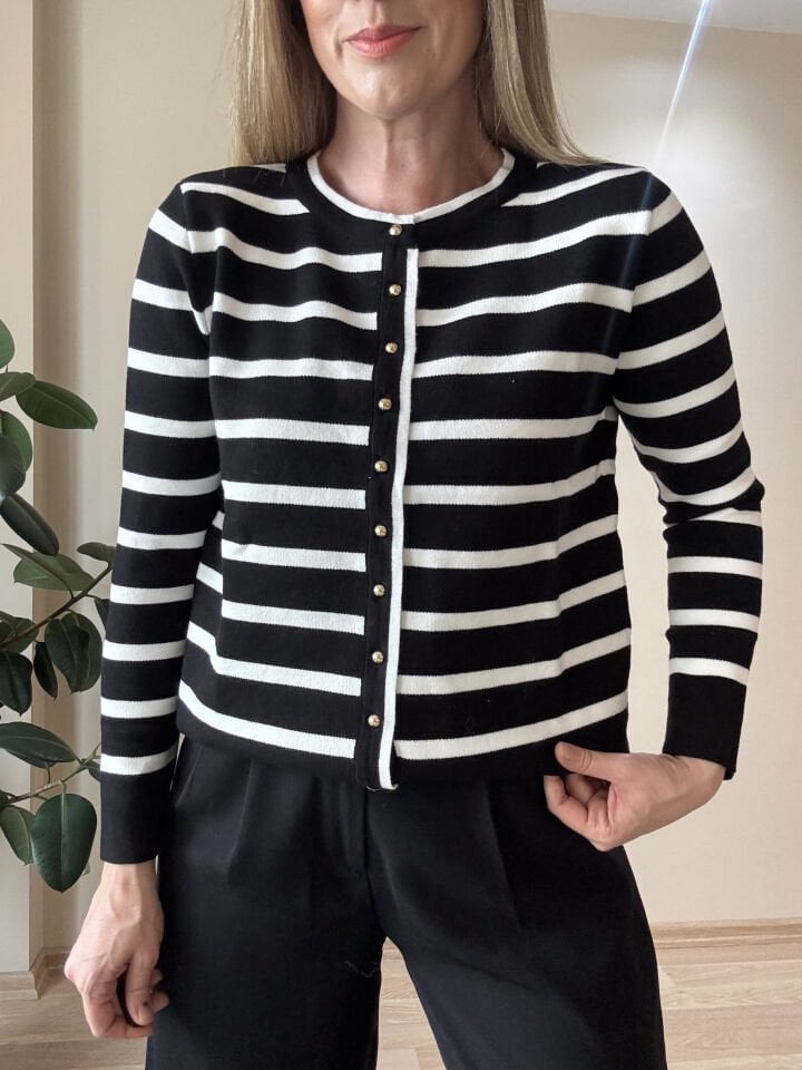 ÇİZGİLİ GOLD DÜĞMELİ HIRKA SİYAH / STD