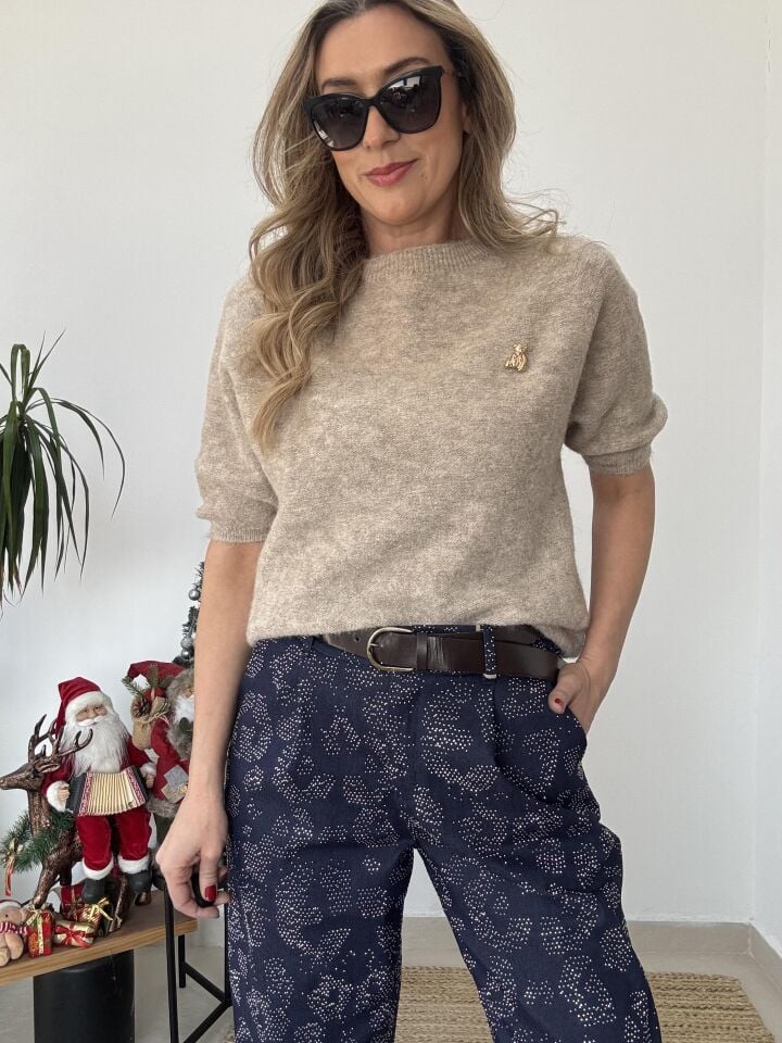 İTHAL BROŞLU KISAKOLLU TRİKO KREM / STD