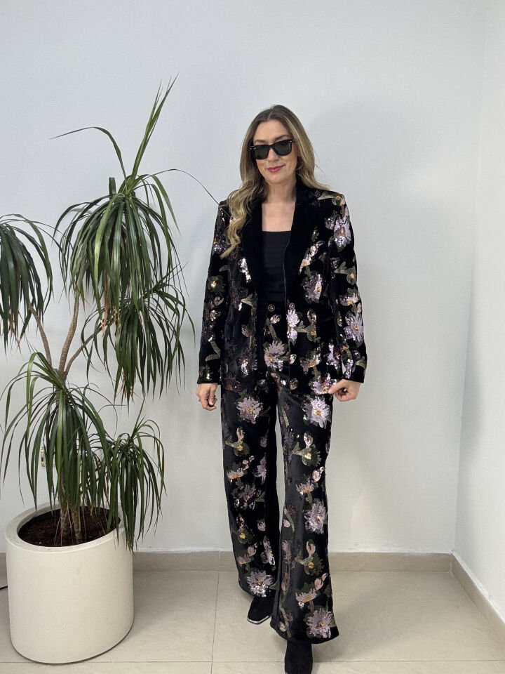 İTHAL PAYETLİ KADİFE CEKETLİ TAKIM SİYAH / S