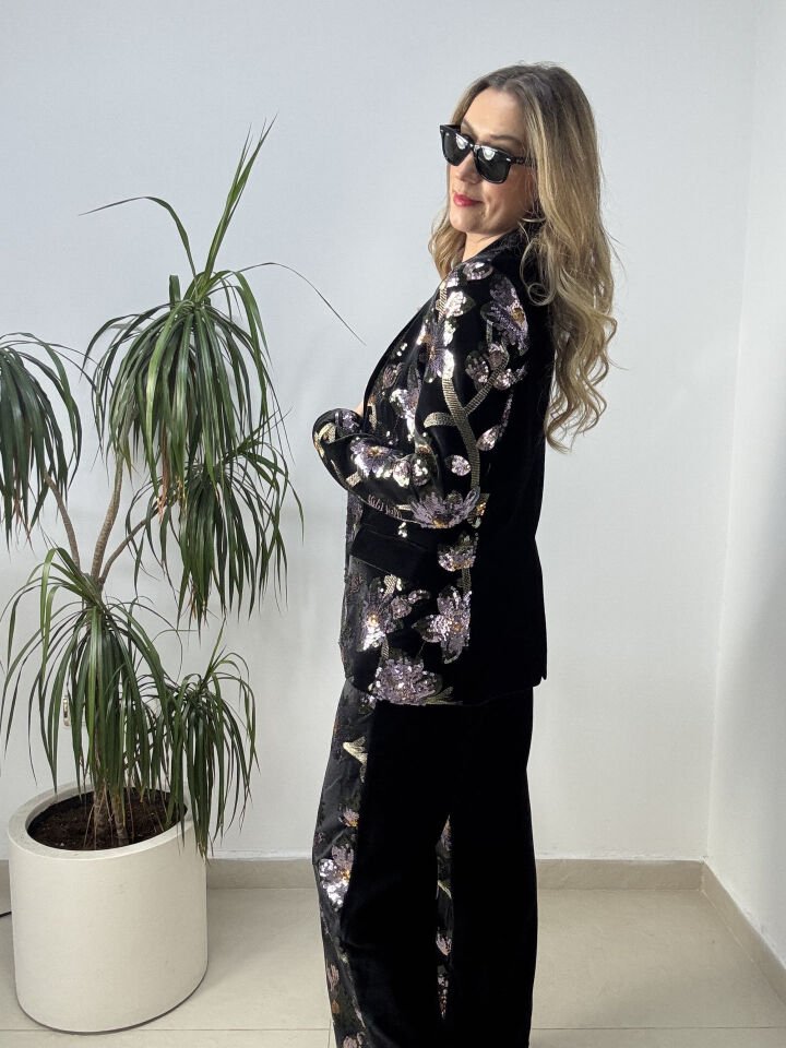 İTHAL PAYETLİ KADİFE CEKETLİ TAKIM SİYAH / S