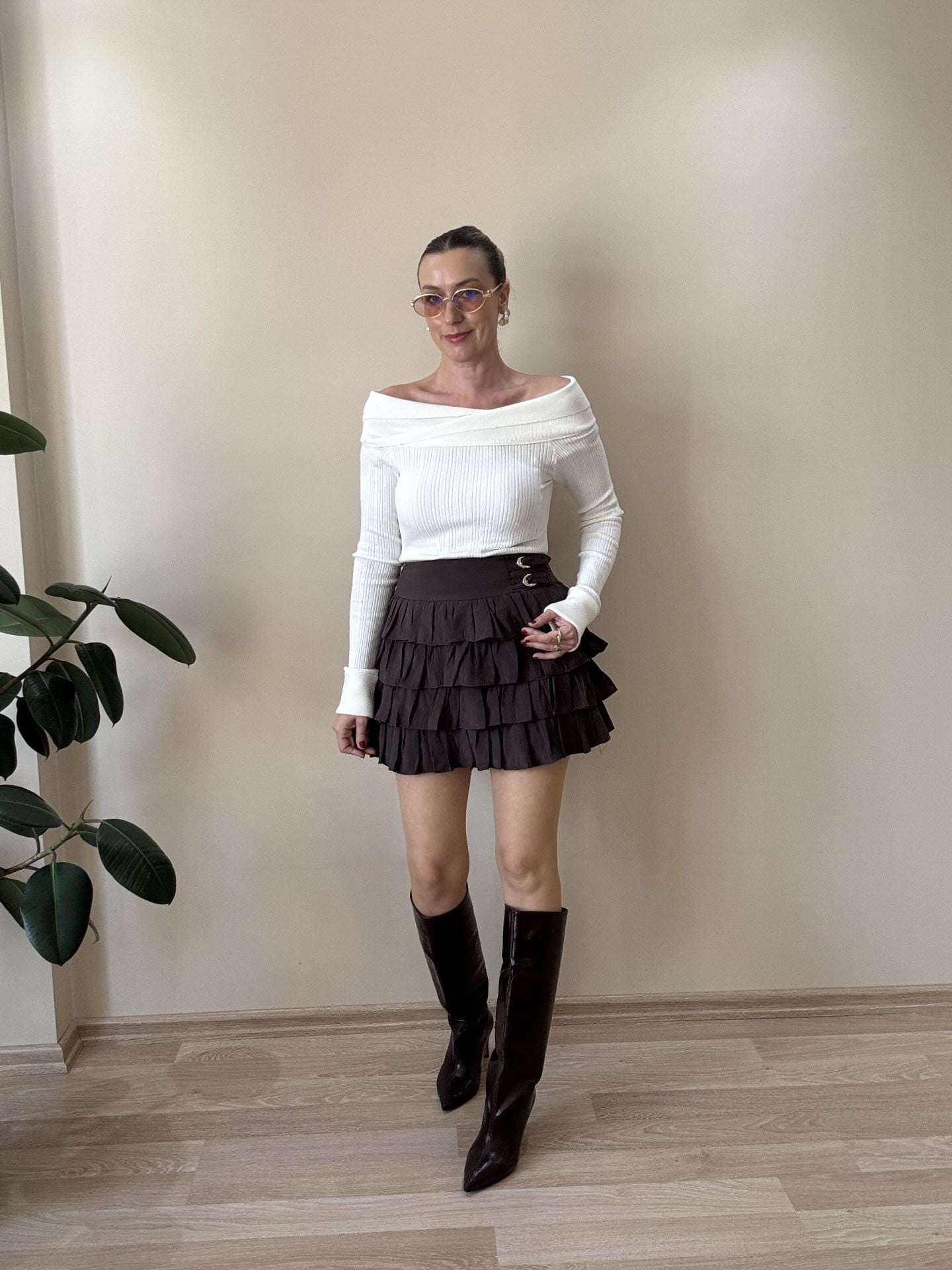 MADONNA YAKA TRİKO BEYAZ / STD