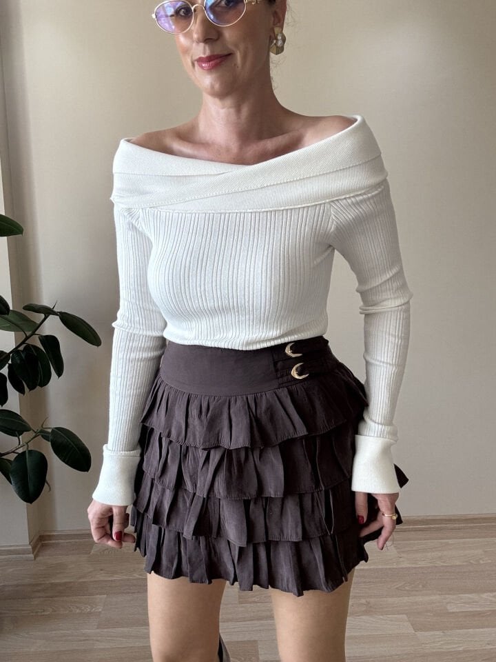 MADONNA YAKA TRİKO BEYAZ / STD