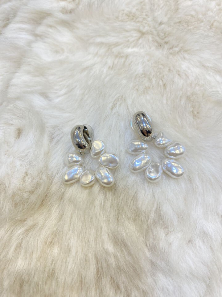 İNCİLİ ÇİÇEK KÜ GÜMÜŞ