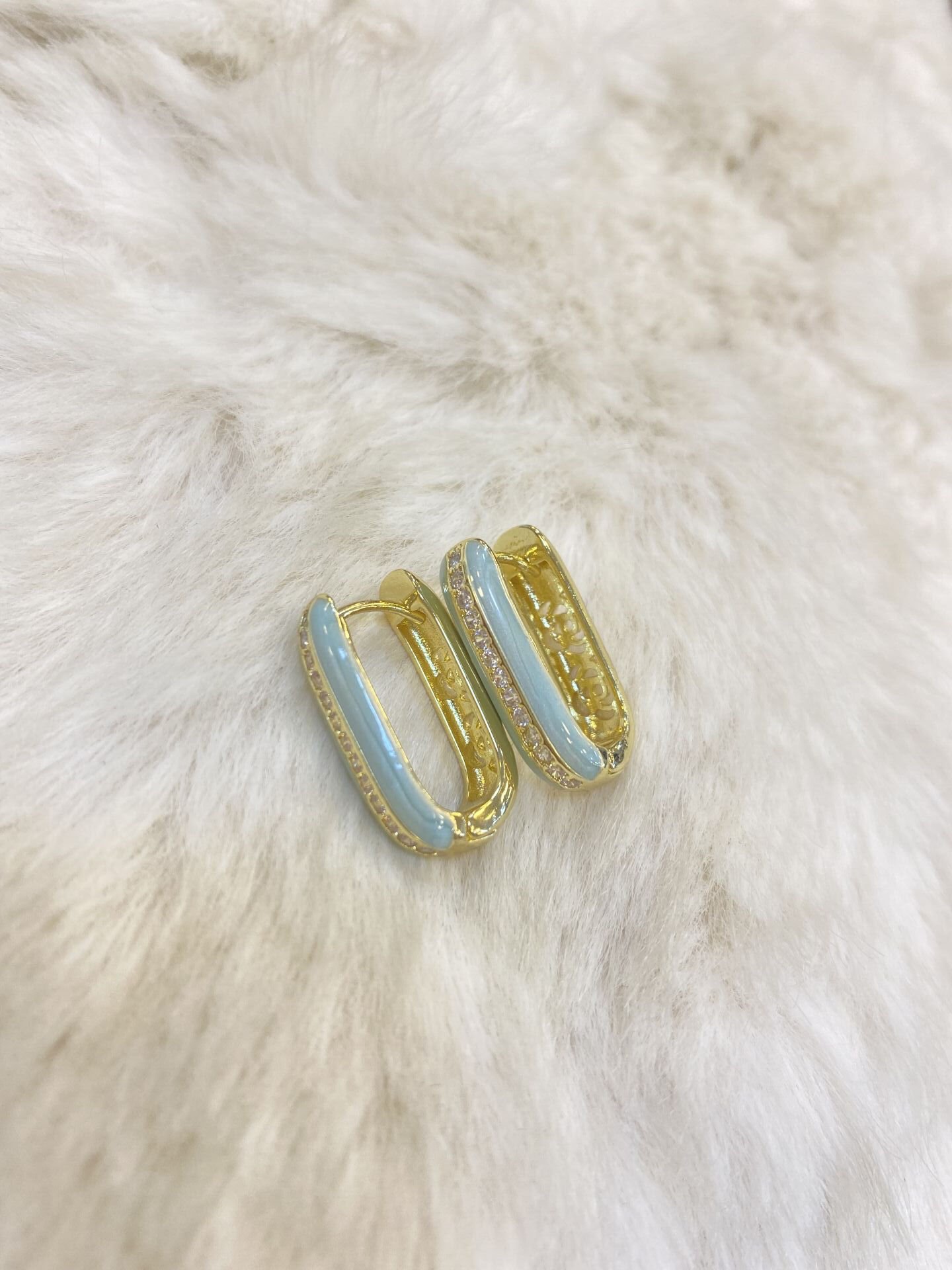 DİKDÖRTGEN ORTASI TAŞ KÜ MAVİ