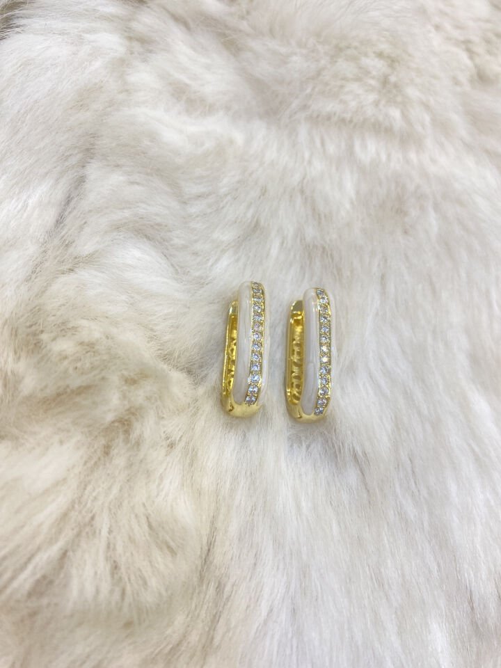 DİKDÖRTGEN ORTASI TAŞ KÜ BEYAZ