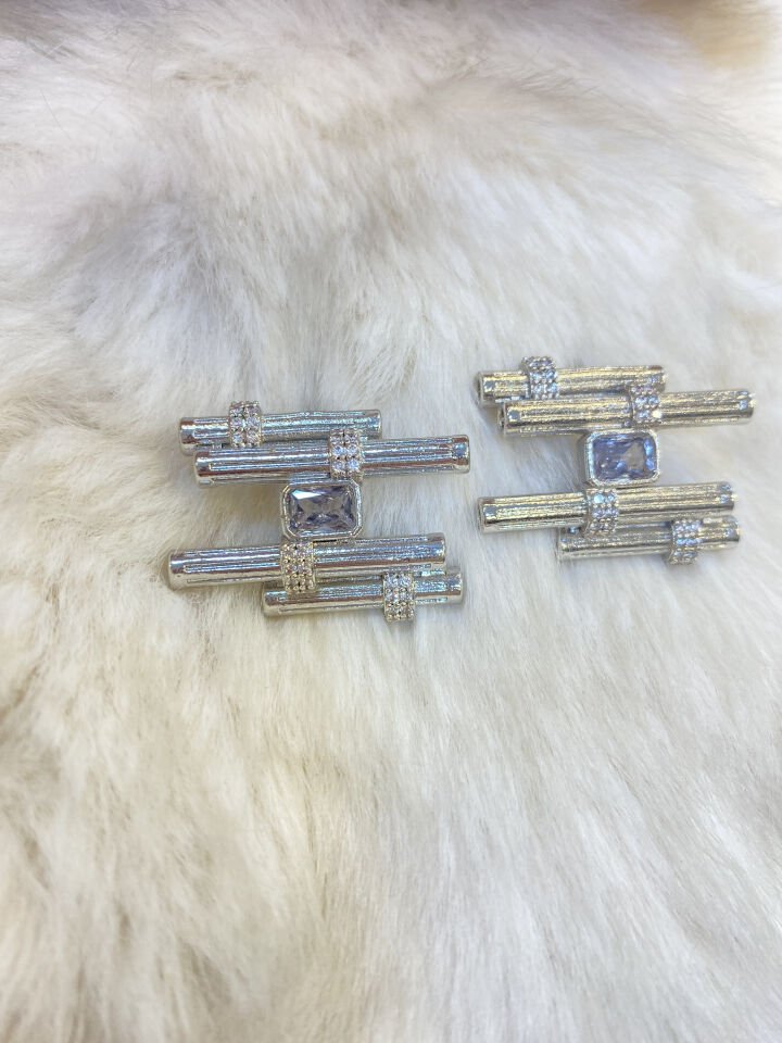 LÜKS TAŞLI KÜ GÜMÜŞ