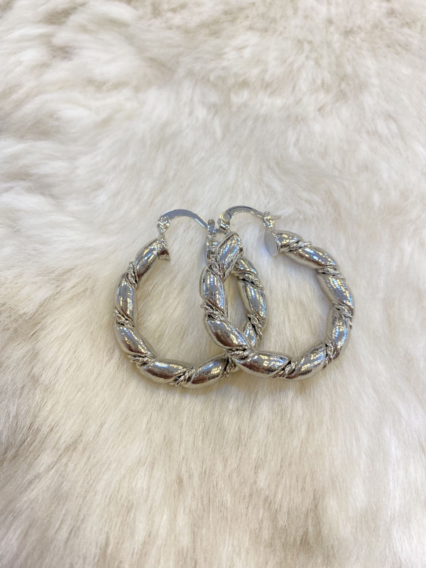 BURGU BÜ. HALKA KÜ GÜMÜŞ