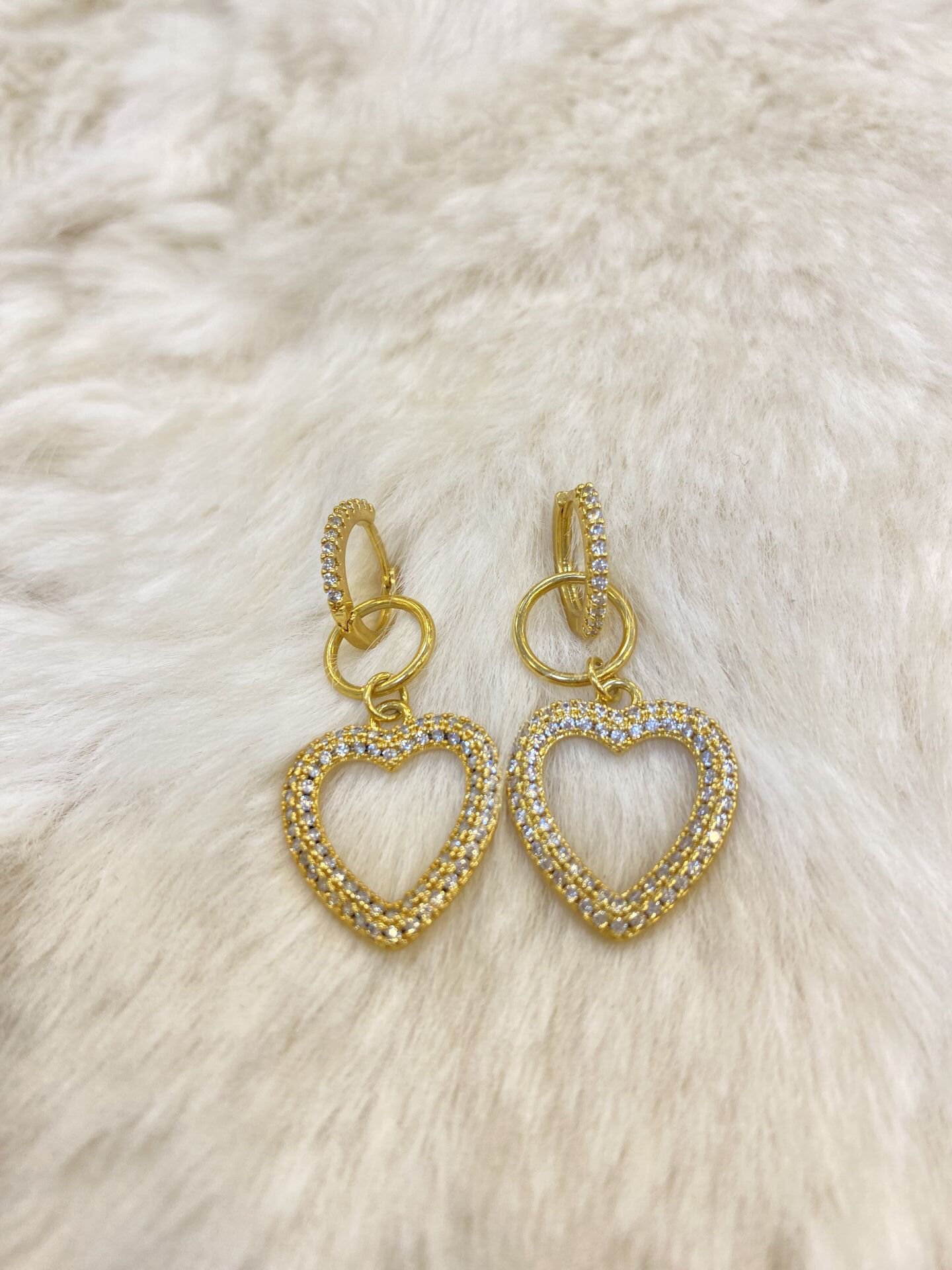 SALLANTILI KALP KÜ ALTIN