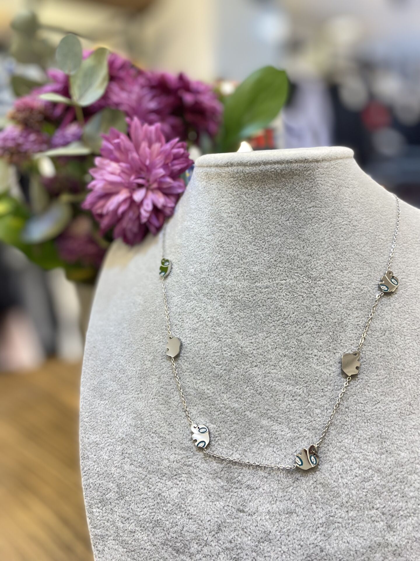 FİL DETAYLI KO. GÜMÜŞ