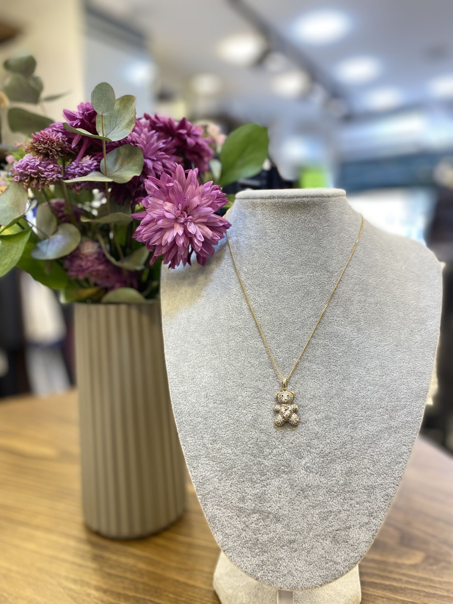 AYICIKLI TAŞLI KO ROSE