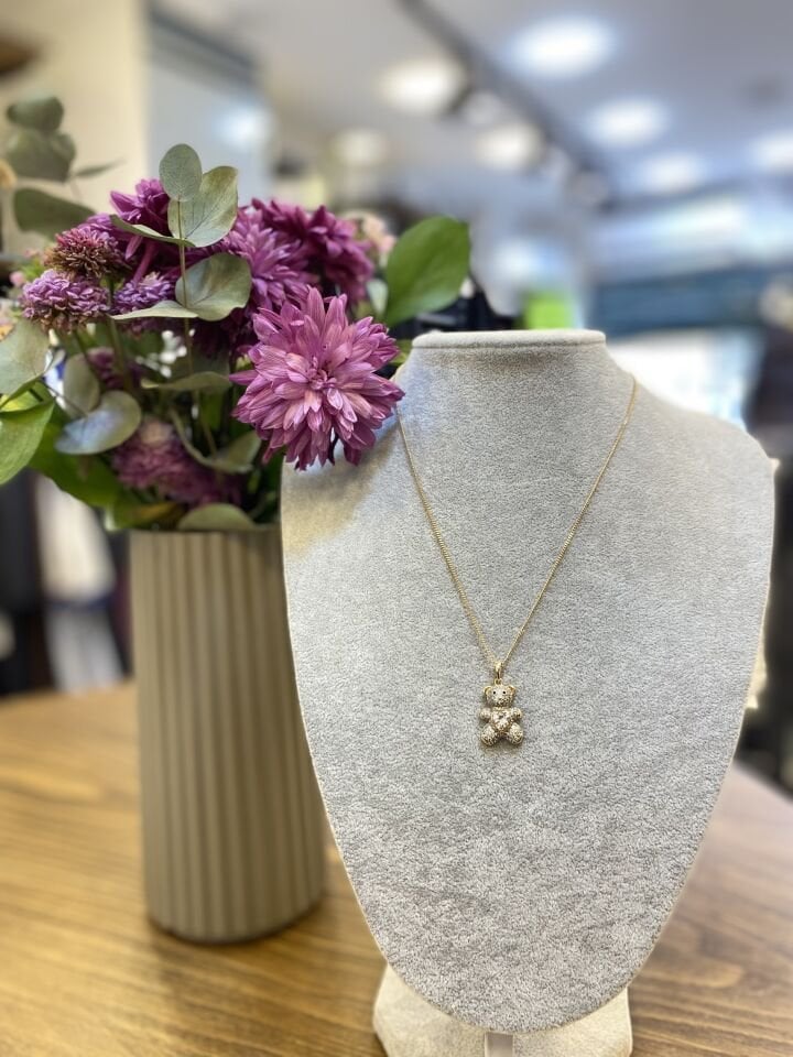 AYICIKLI TAŞLI KO ROSE