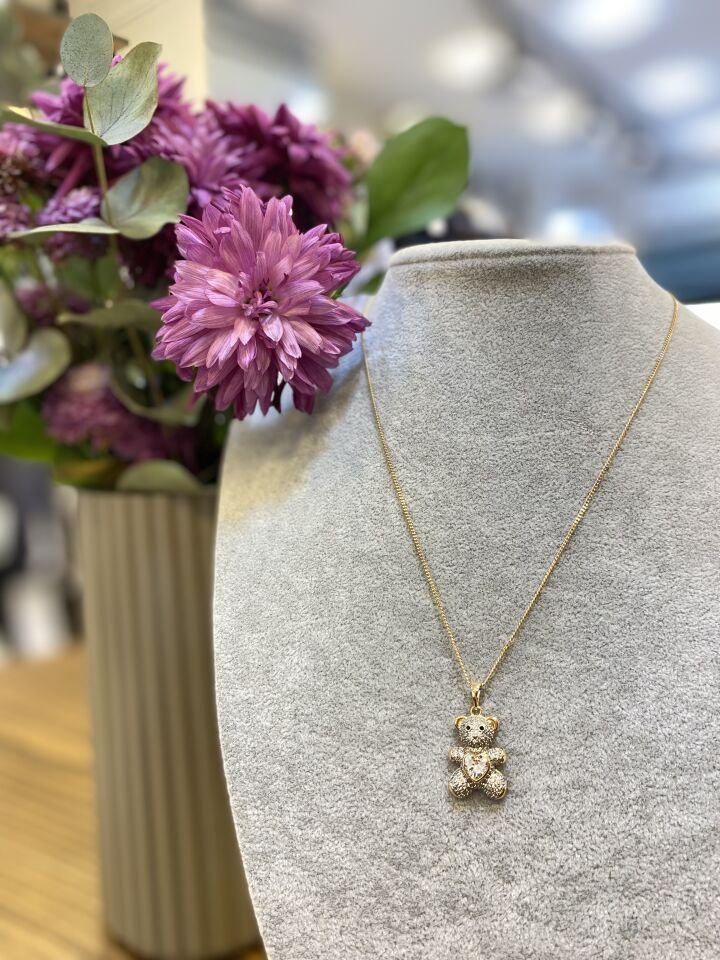 AYICIKLI TAŞLI KO ROSE