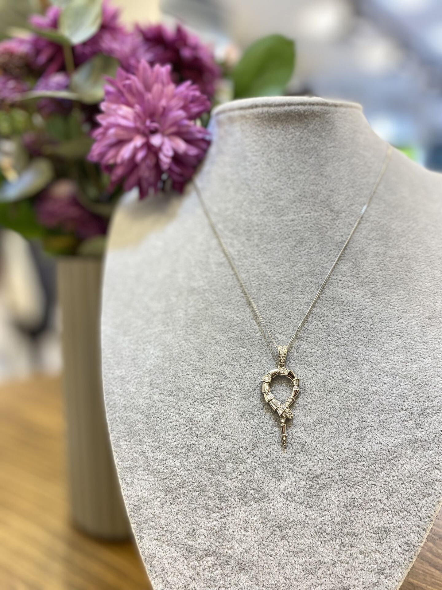 YILAN FİGÜR KO GÜMÜŞ