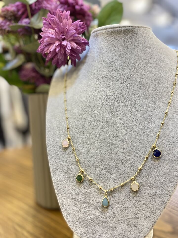 UZUN RENKLİ TAŞ. KO ALTIN