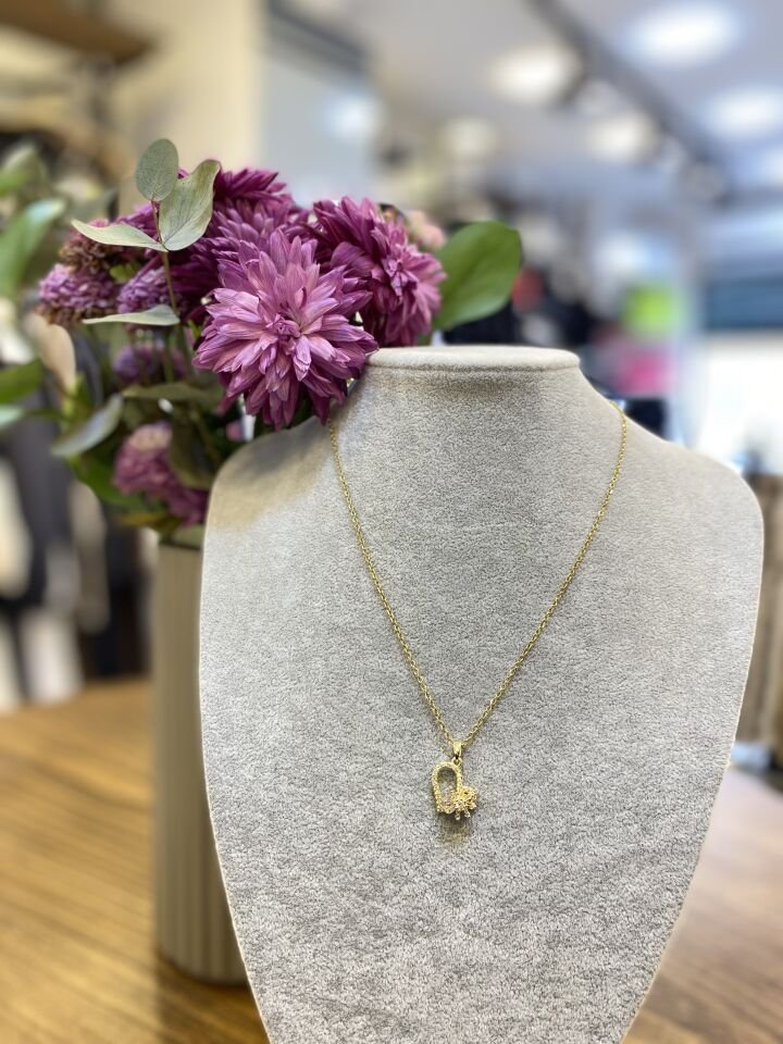 KALP VE ÇİÇEK FİGÜR KO ALTIN